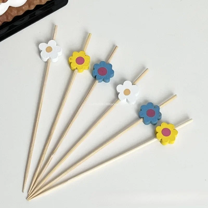 100Pcs/bag 12cm Bamboo Pick Buffet Cupcake Disposable Fruit Fork Party Dessert Salad Stick Cocktail Skewer for Party Decor