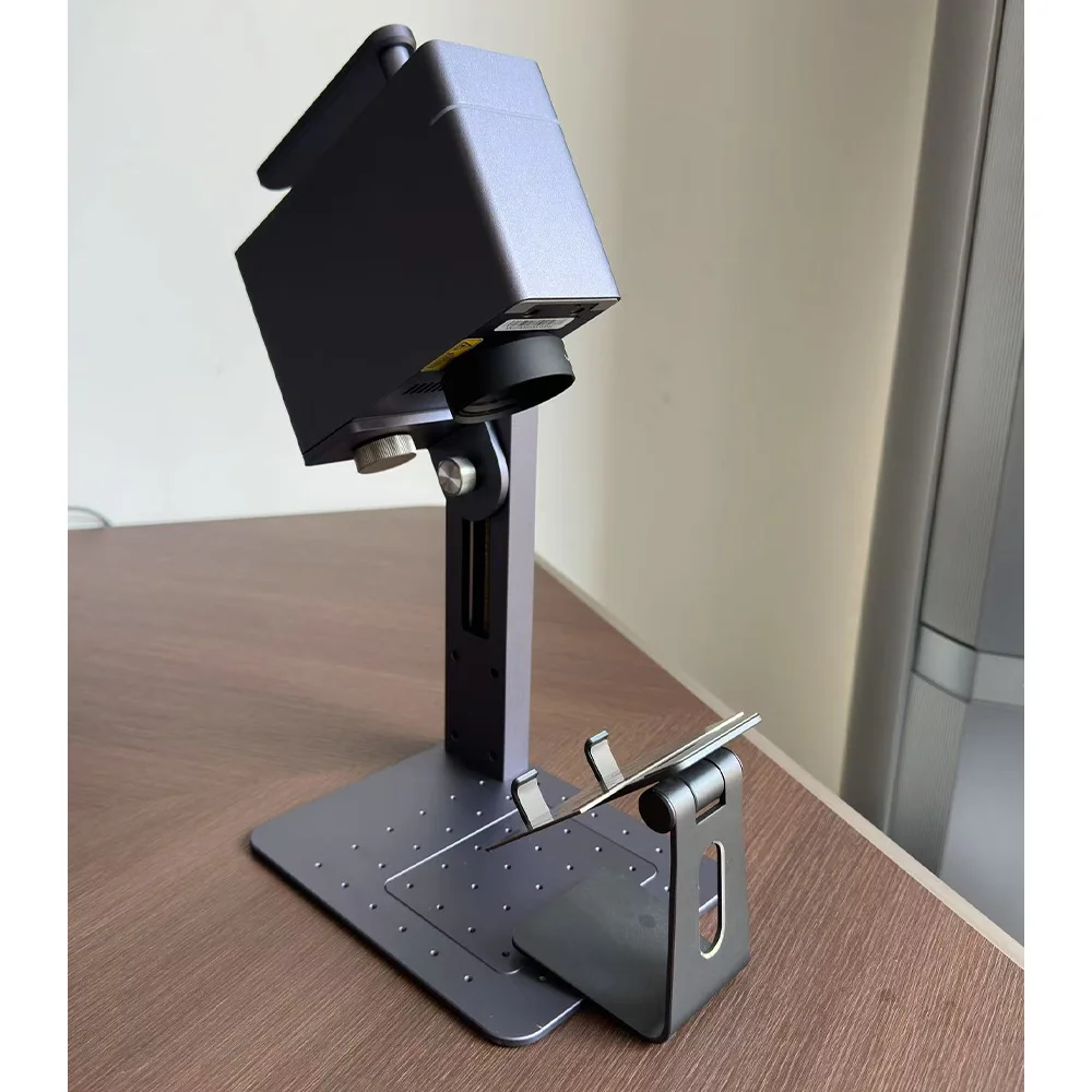 

Новый лазерный гравировальный станок третьего поколения - высокоточное миниатюрное настольное устройство для маркировки металла, оптимальная цена от производителя