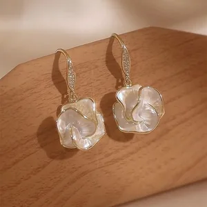 Golden Rand Flower Gicht Ohrringe für Frauen, süßer Dangle -Ohrring, koreanischer Schmuck, Mädchen Geschenk 10 Hauptverkäufe koreanischer Hauptverkäufe - №1