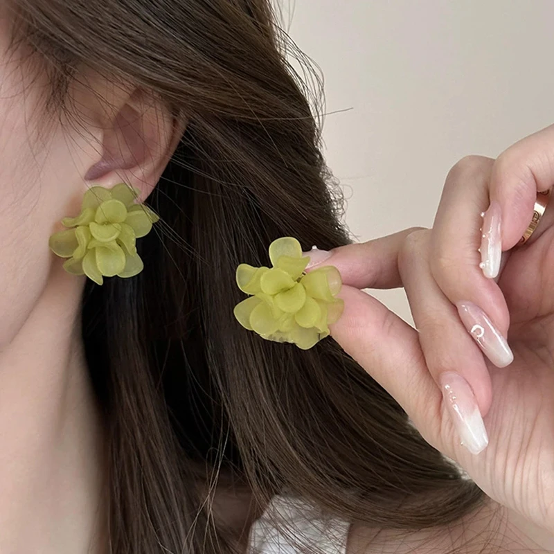 Pendientes de pétalos de flores para mujer, aretes con textura esmerilada en capas dulces y frescas, Material acrílico, joyería de viaje para fiesta multicolor
