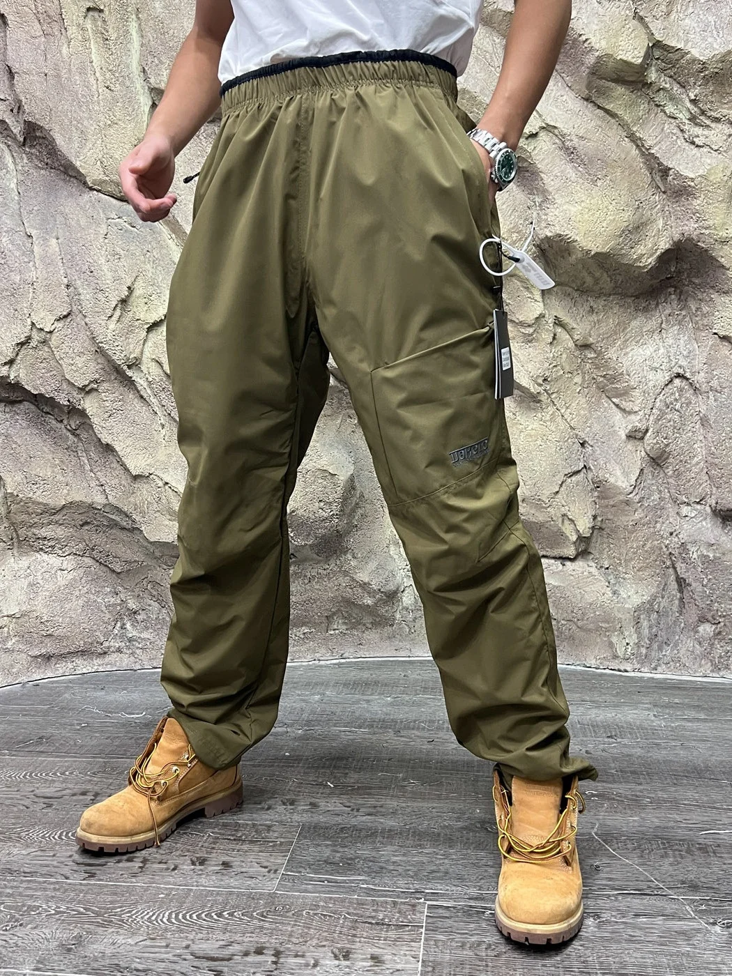 Thickened Fleece Lined Polar Cold Resistant Cargo Pants Straight Leg Casual Hiking Trousers Windproof Youth Polyester Fiber
