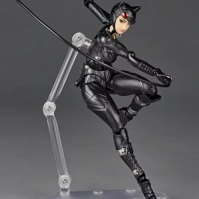 Disponibile: Versione di Alta Qualità Ko NE Factory Kaiyodo Revoltech Amazing Yamaguchi Catwoman Selina Kyle Action Figure Modello Anime
