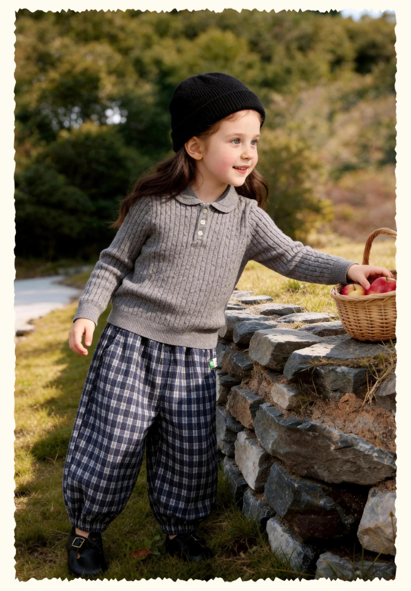 Amila 2026 Herbst Neue Kinder-Freizeithose Vintage Kariert Wolle-Optik Häschen-Applikation Laternenhose Modisch Bequem Tägliche Lange Hose – Detail 14