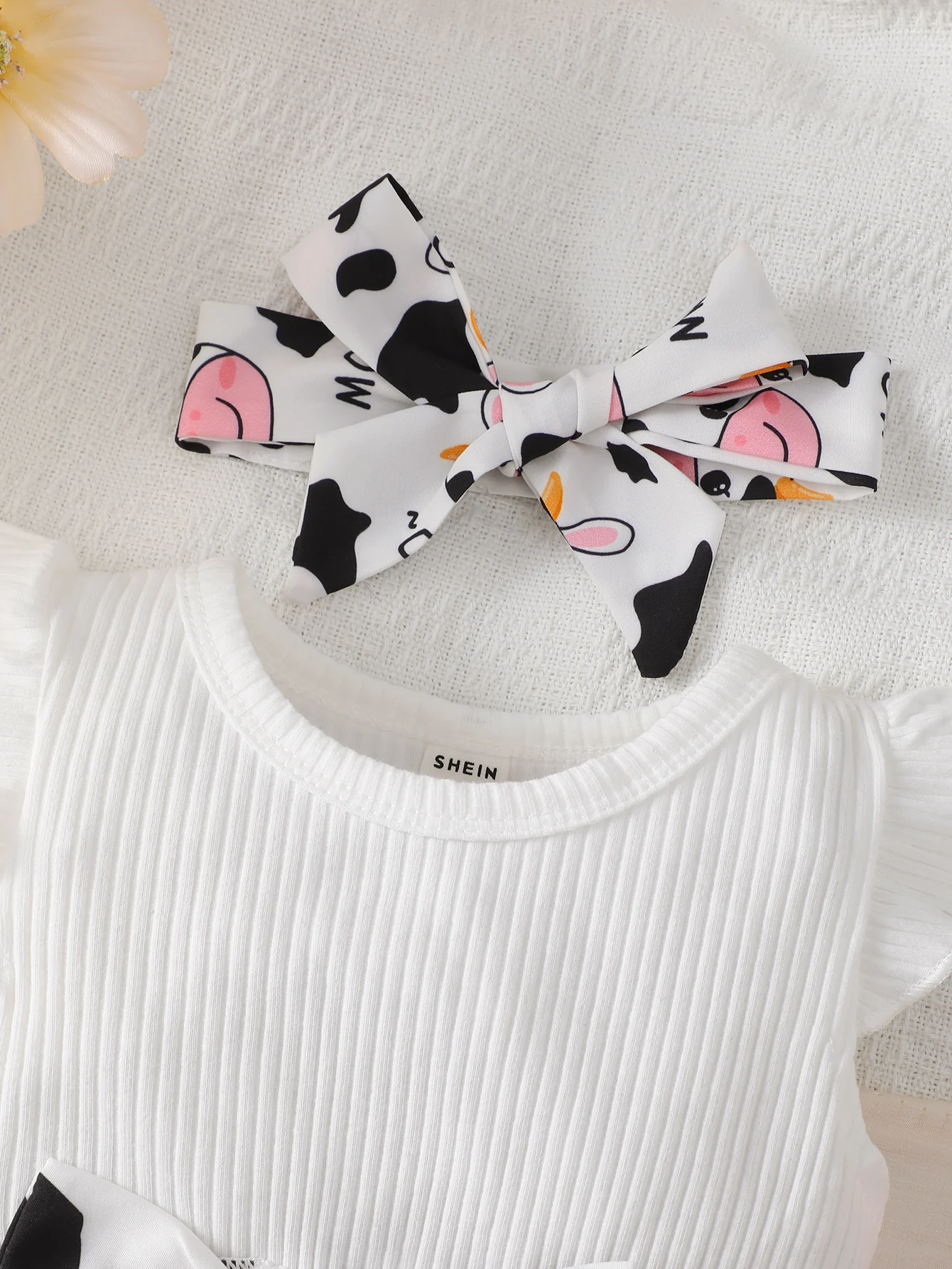 White Cute Cartoon Cow Set Dress Baby Girl Dress Bow Hair Band Skin Friendly Round Neck Flying Sleeve Mosaic Design Lively Skirt