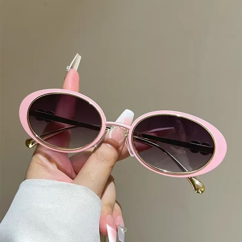 KAMMPT Vintage Oval Sunglasses Women Fashion Gradient Metal Trim Outdoor Casual Shades 2026 New Trendy Design Decor Sun