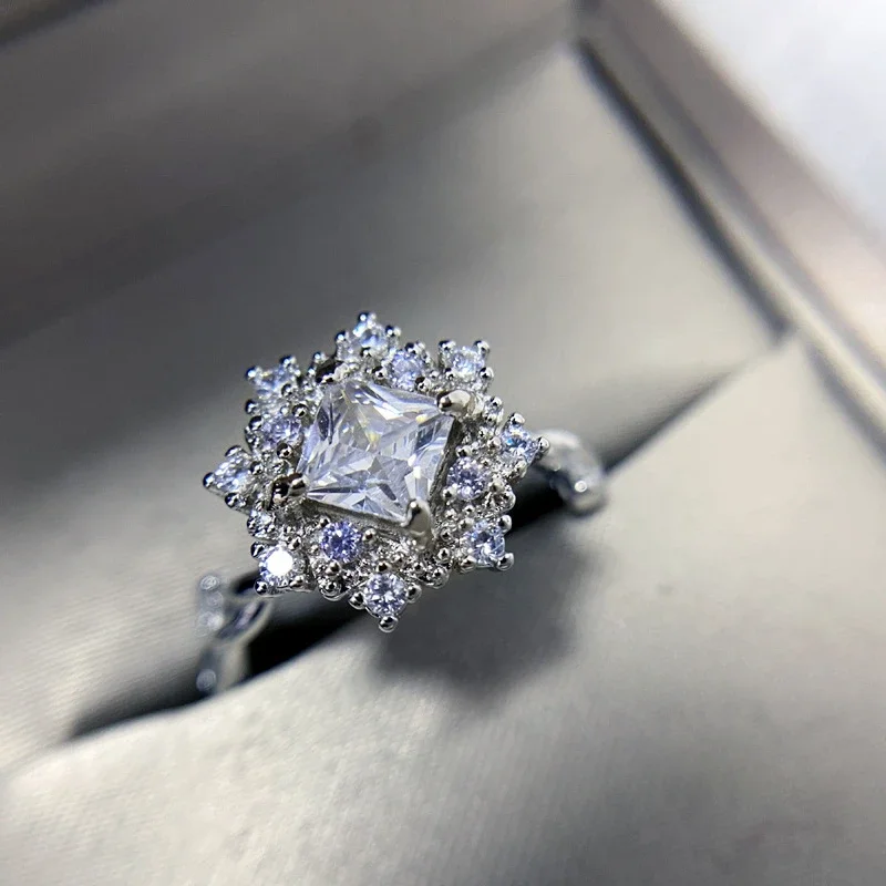 

MDLFES Обручальное кольцо в стиле муасса с бриллиантами, кольцо с фантазийным цветком, микронабор 18 карат, разноцветное кольцо с люминесцентным синим цирконием