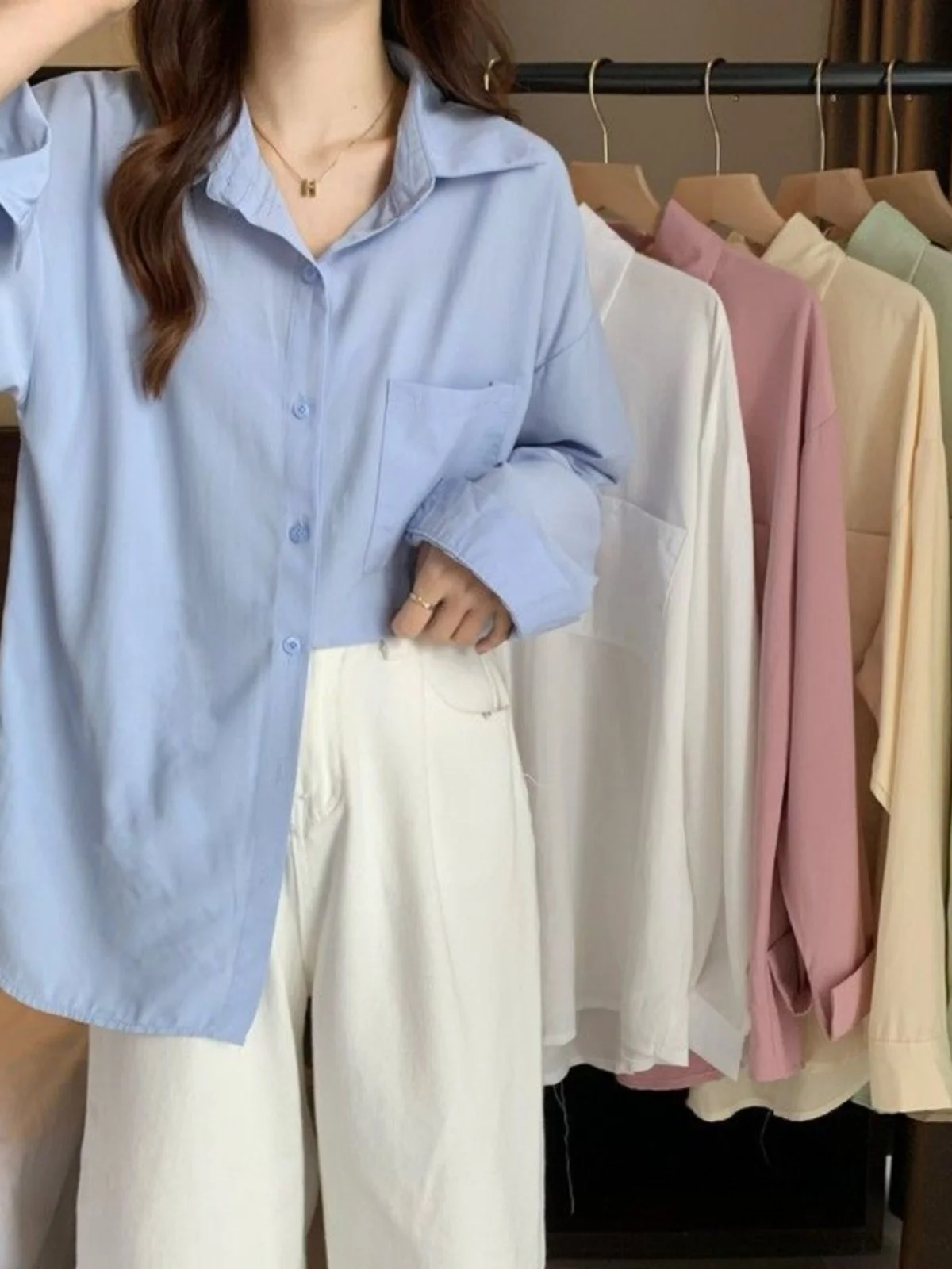 

Весенне-осенняя женская рубашка с длинным рукавом в винтажном гонконгском стиле, свободного кроя, для ношения под одеждой, с дизайнерским акцентом, для молодых женщин