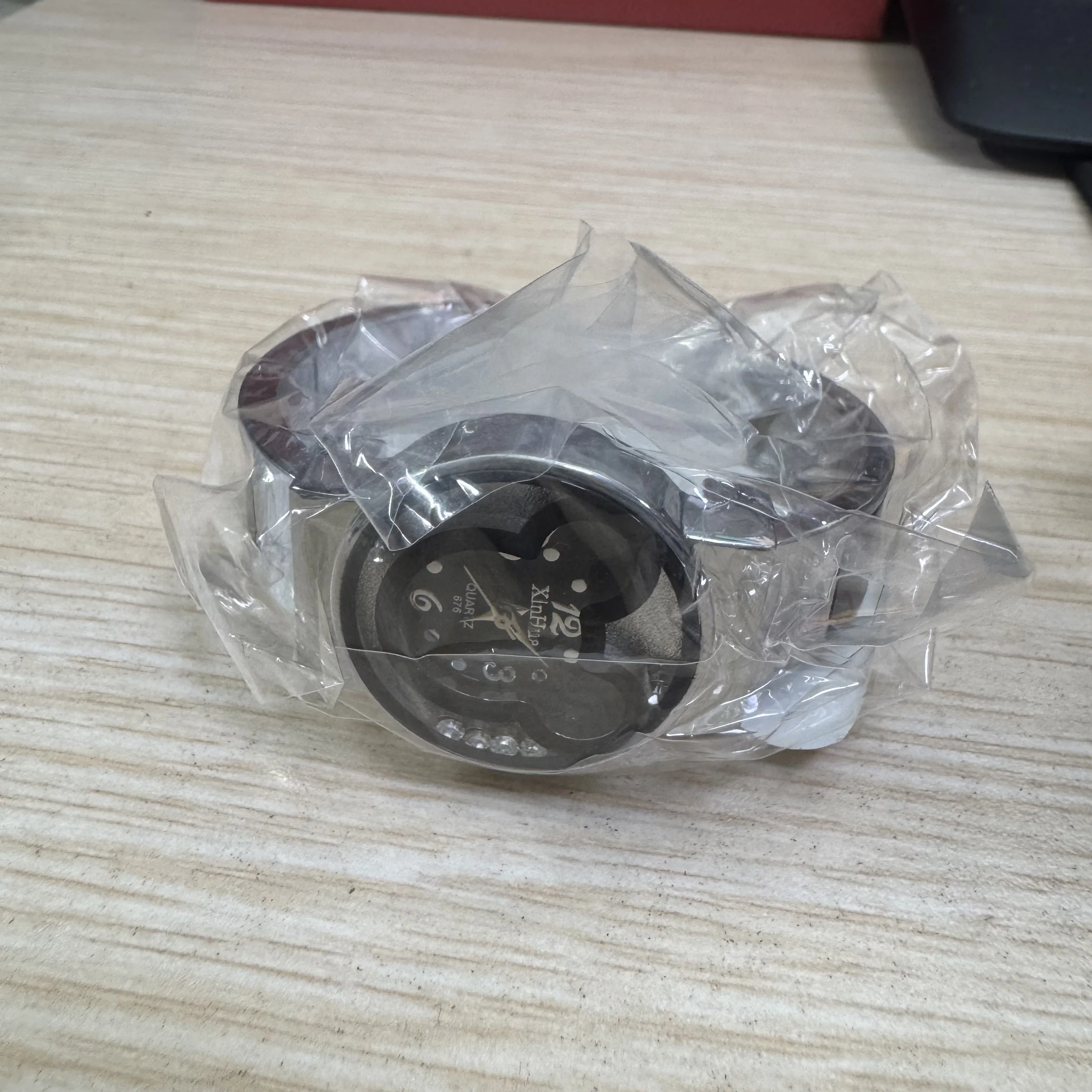 Zegarek dla dzieci z motywem Myszki Miki z kreskówek Disneya, cosplay, z pudełkiem, zegarek dla dzieci Minnie, prezent dla dzieci