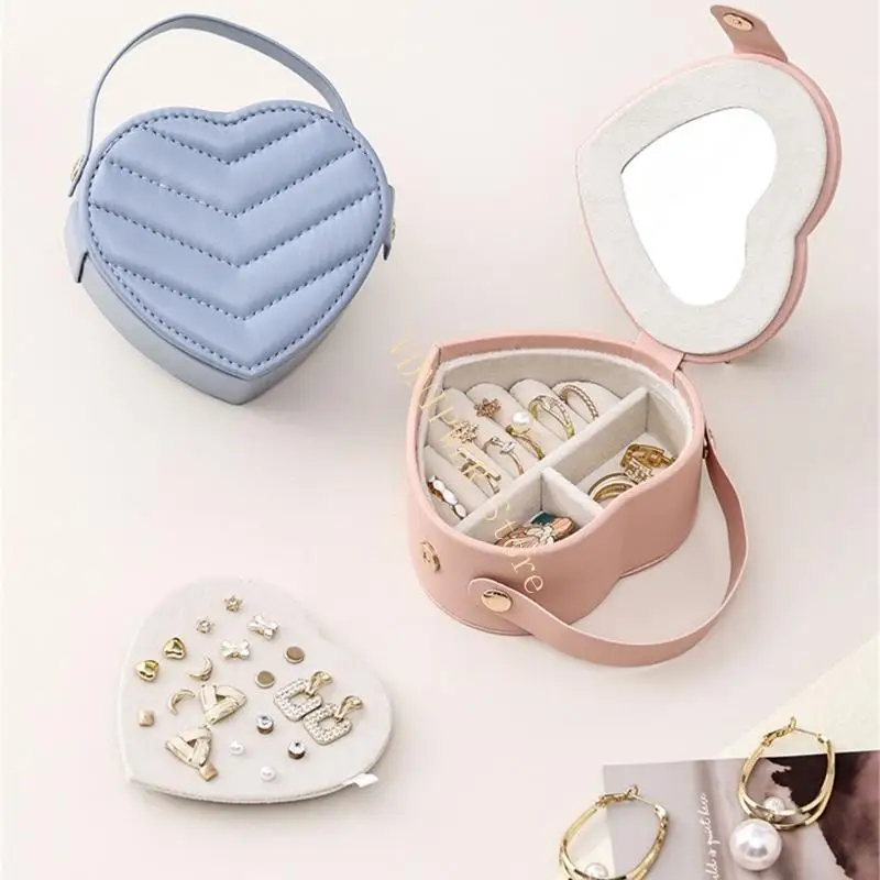 

Дорожный футляр-планировщик ювелирных изделий в форме сердца с мягкой бархатистой подкладкой для серег и ожерелий D08E