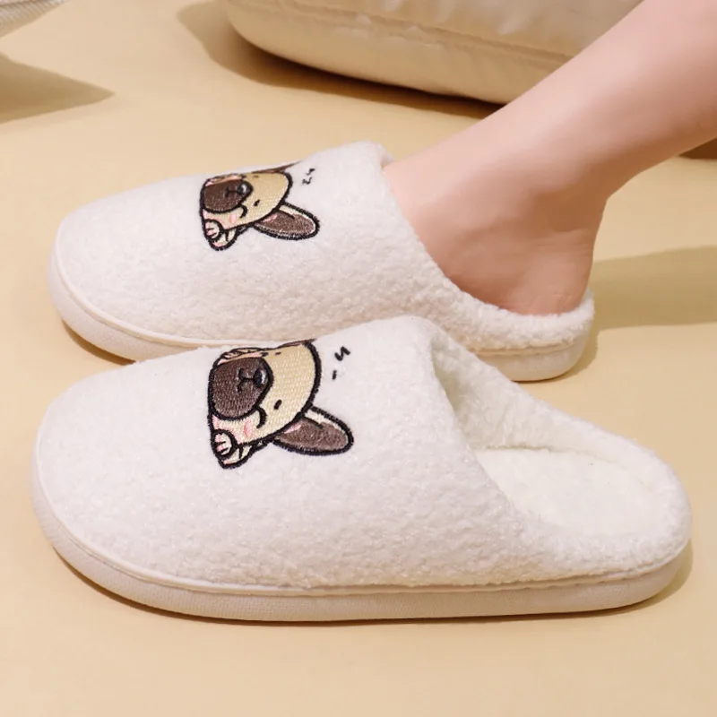 Zapatillas de felpa con estampado de animales de dibujos animados para mujer, pantuflas de interior antideslizantes y cálidas para invierno, zapatos cómodos de algodón blanco suave