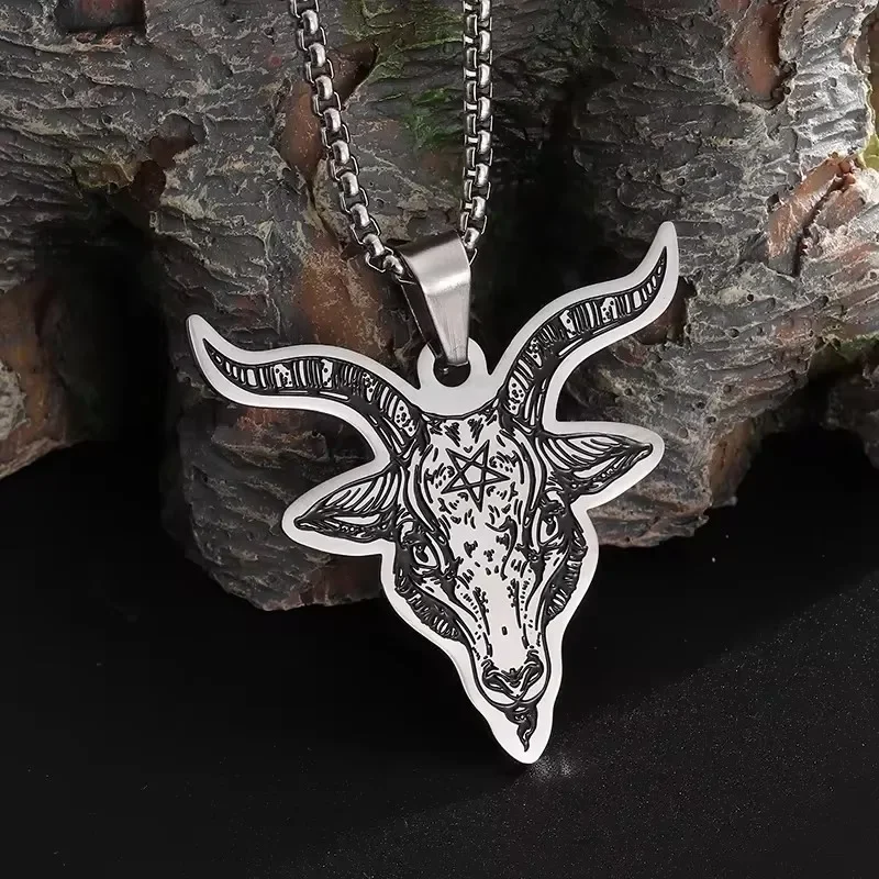 Classic Retro Inverted Pentagram Goat Pendant Necklace for Men Fashionable Personalized Punk Pagan Jewelry Accessories Gifts