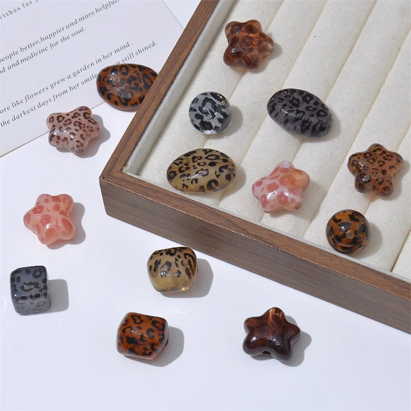 50pcs/lot Leopard pattern print geometry square stars Irregular shape acrylic straight holes beads diy jewelry accessory