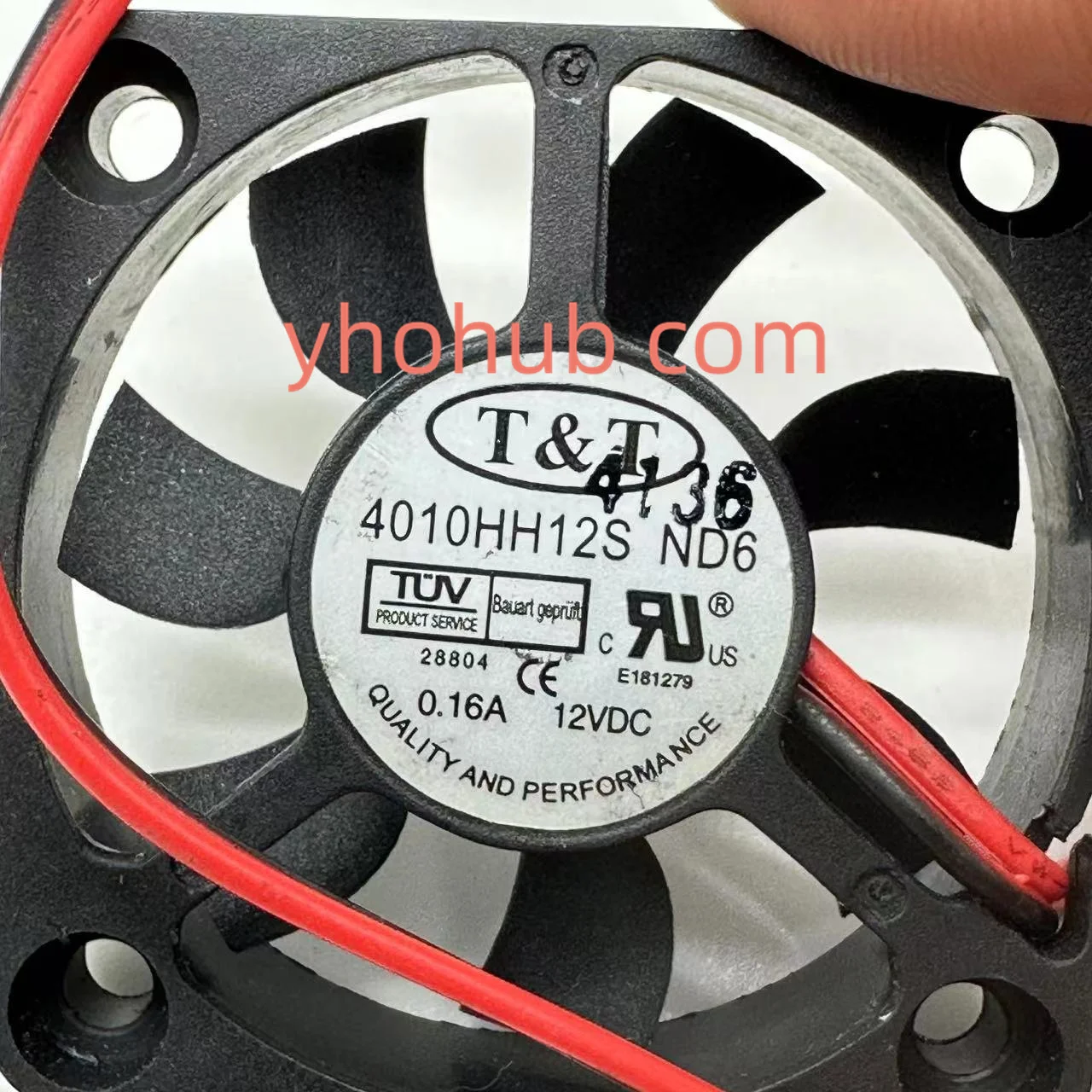 T&T 4010HH12S ND6 DC 5V 0.16A 2-Wire 40x40x10mm Server Cooling Fan