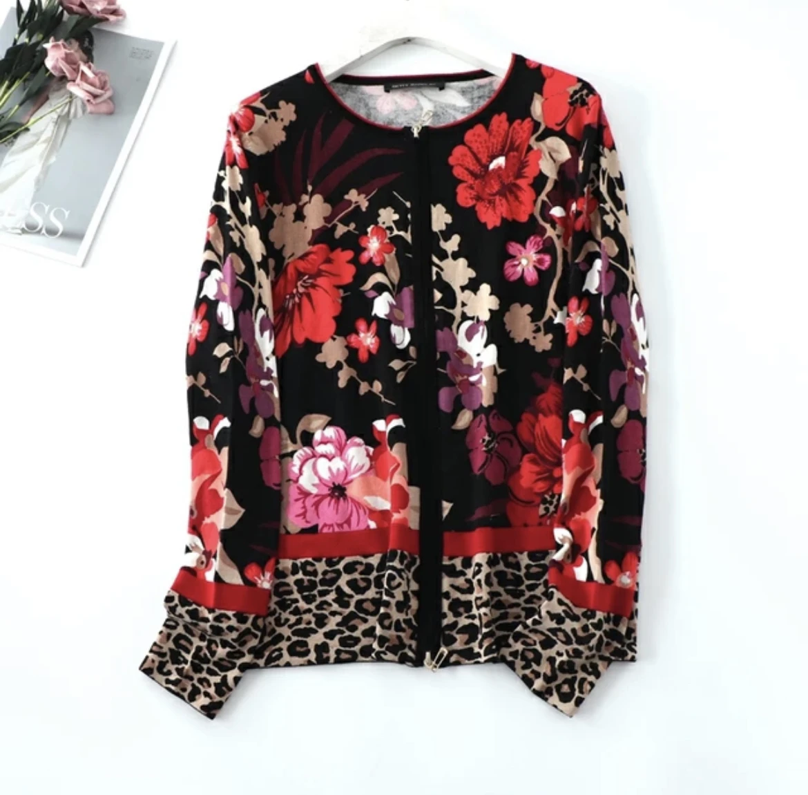 Foreign trade Spain  female knitted sweater printing heavy embroidery round neck long sleeve sweater many styles