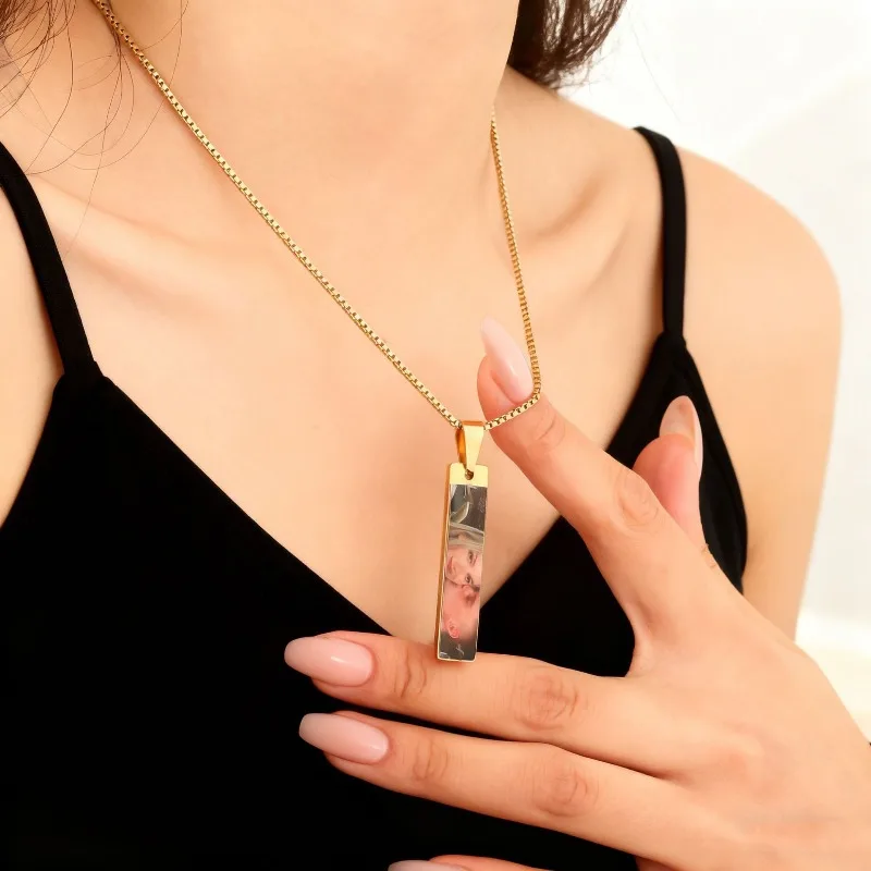 

Изготовленное на заказ ожерелье для пар с фотопечатью, из нержавеющей стали, гладкая длинная пластина, под гравировку, романтическое памятное украшение для влюбленных