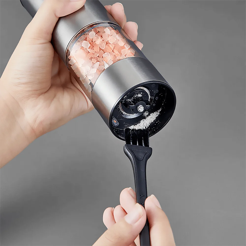 1/2Pcs Electric Salt And Pepper Grinder Set USB Rechargeable Pepper Mills Stainless Steel Automatic Spice Grinders