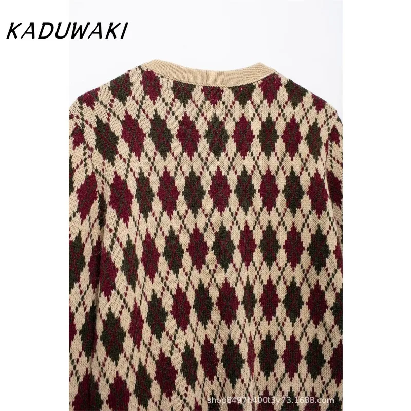 KADUWAKI أنيقة المرأة الجبهة التصحيح جيوب Argyle سترة متماسكة سترة طويلة الأكمام زر متابعة الإناث ملابس خارجية أنيقة الإناث