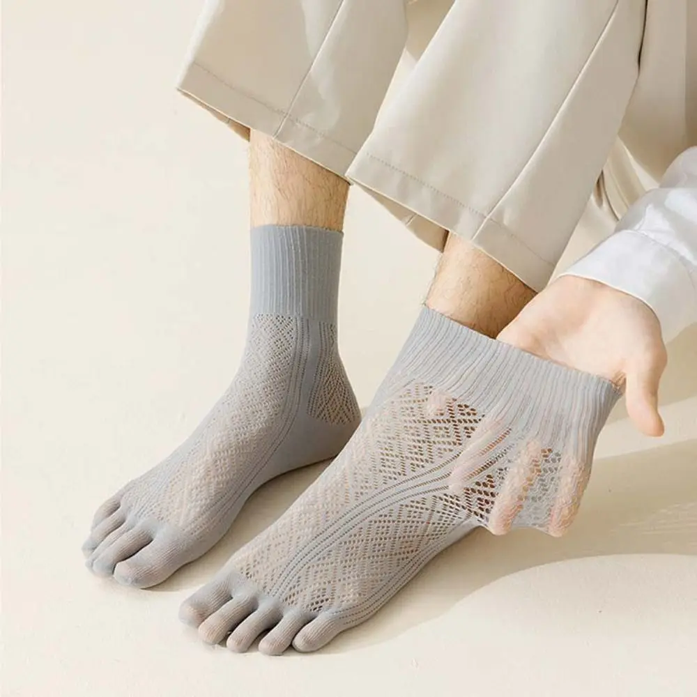 

5Pairs Mesh Thin Five Finger Socks Men Check Anti-Odor Male Five Toe Socks Elastic Hosiery Split Toe Tube Socks Business Outfits