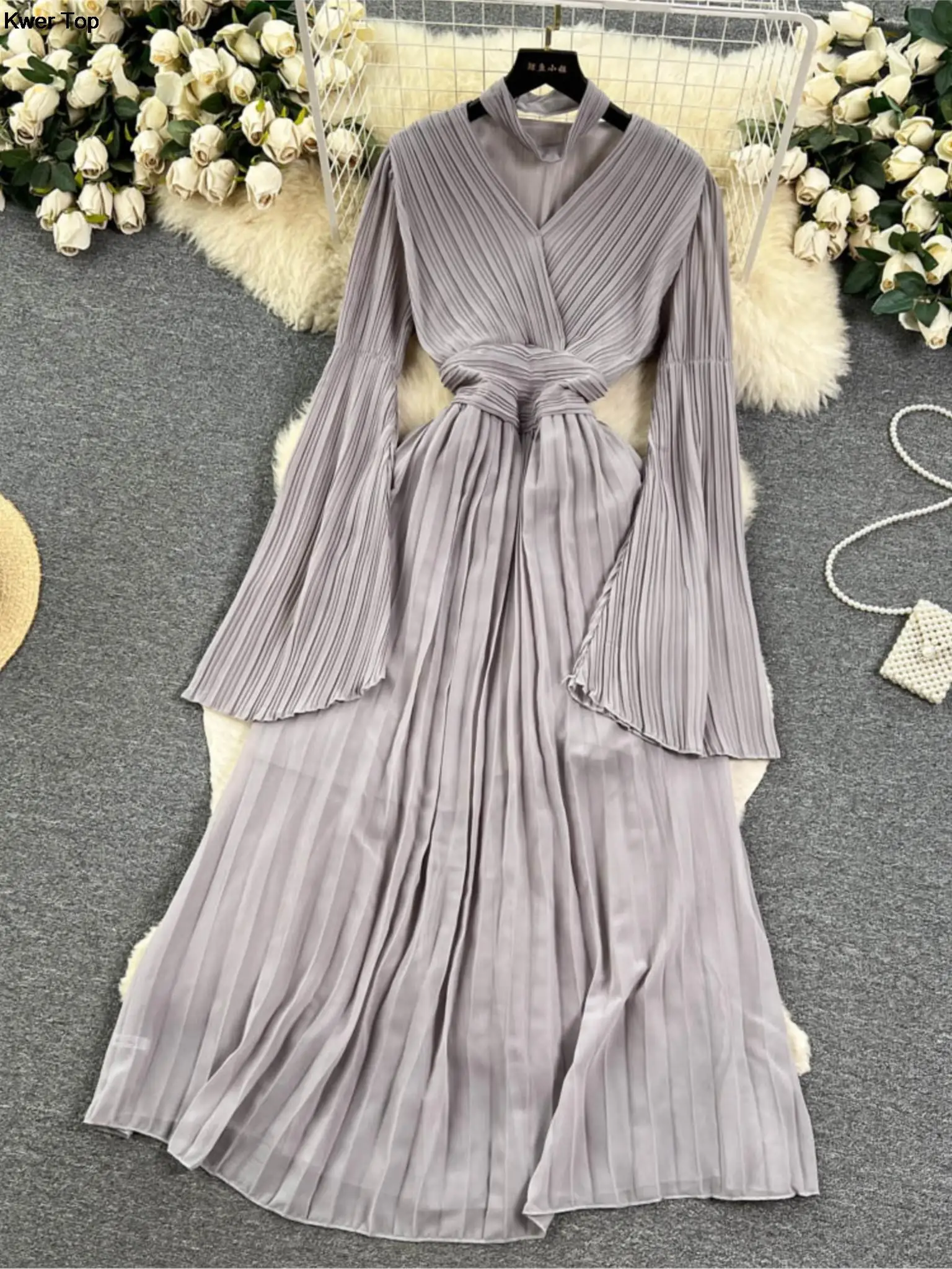 Spring New Fashion White Pleated Evening Party Long Dress Women French Elegant V-neck Slim Waist Robe Female Summer Clothing