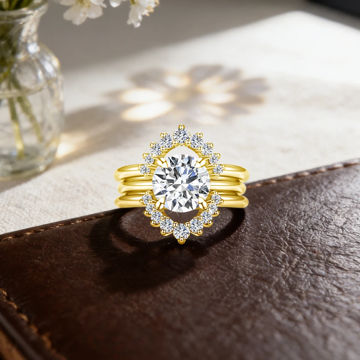 3-teiliges Hochzeitsring-Set für Frauen, 14K Gold gefüllt, runder Schliff, zertifizierter Moissanit, luxuriöser Brautschmuck für die Verlobung. – Detail 5