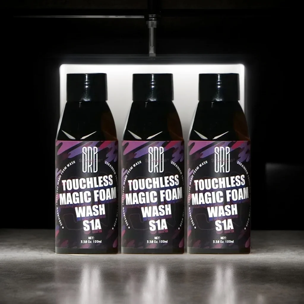 

Автомойка из розовой пены с восковым и водоотталкивающим покрытием — идеальный блеск и защита от надежного покрытия.