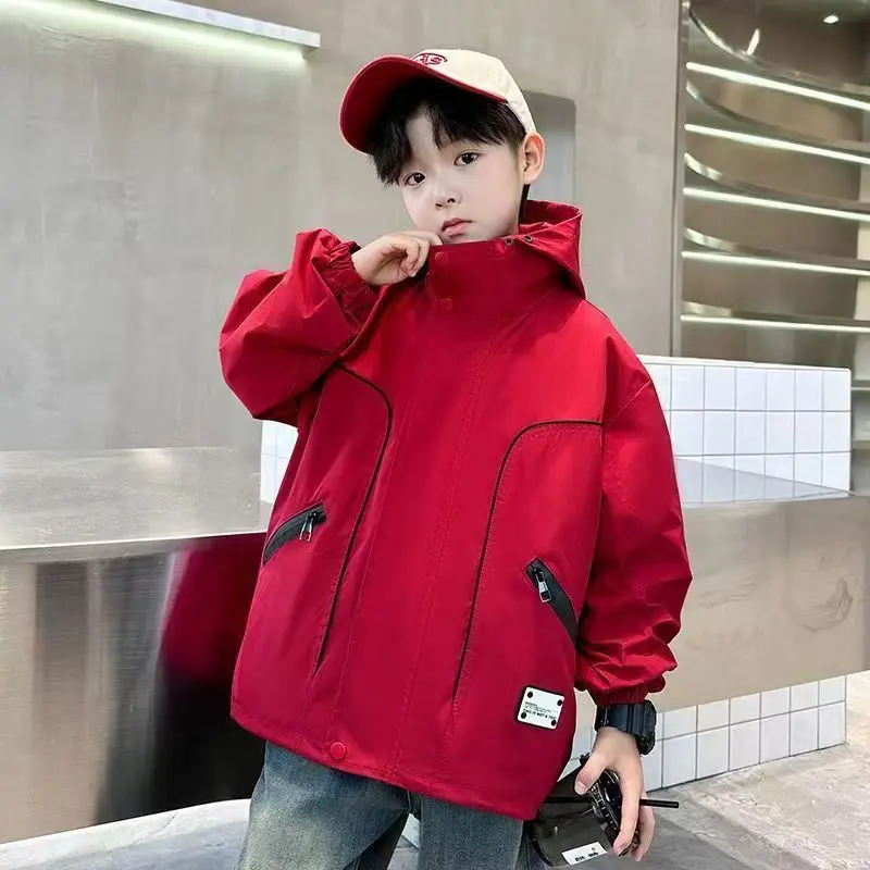 

Весенне-осенняя модная куртка для активного отдыха для больших детей, новинка 2025 года, детская водонепроницаемая ветрозащитная куртка с капюшоном, красная