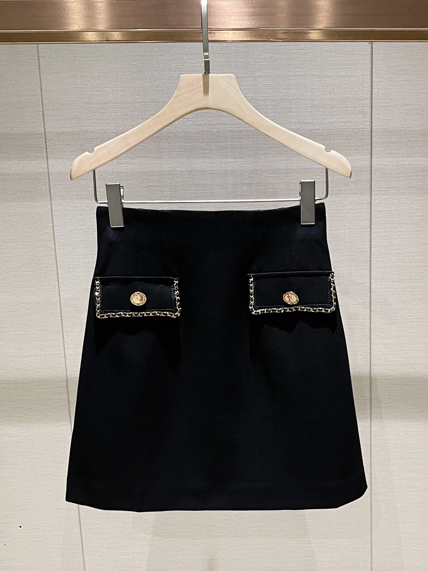 

Черная женская юбка А-силуэта с высокой талией, повседневная, класса люкс, зима 2025, облегающая, с эффектом похудения