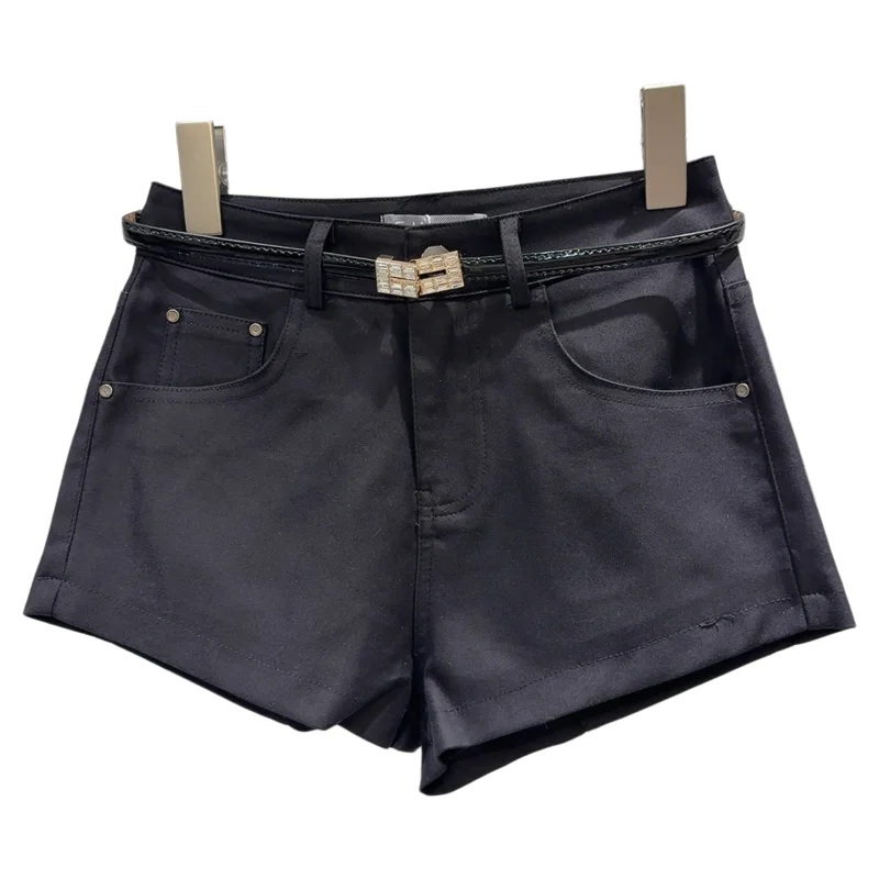 2025 Summer New Rhinestone Buckle Thin Belt Design Solid Color Casual Shorts Women Versatile Straight Shorts Female Hot Pants
