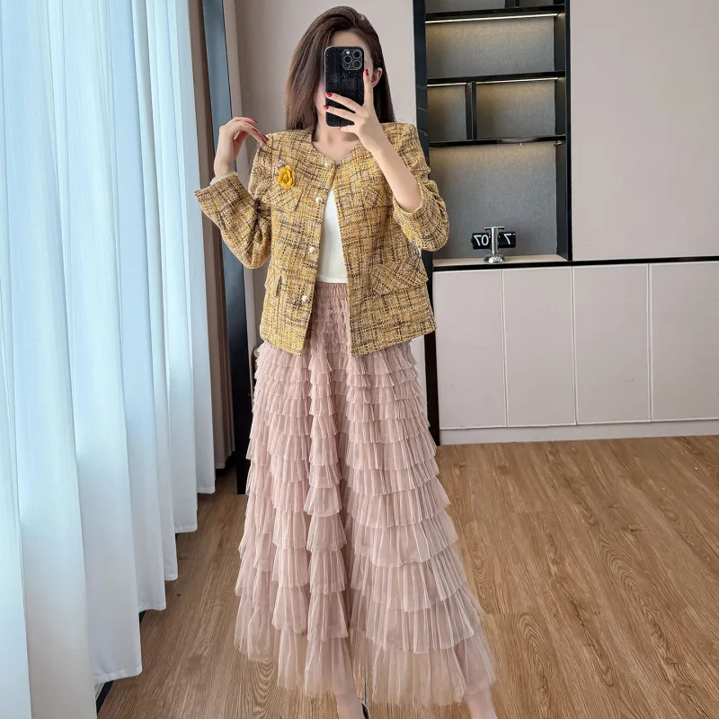 معطف صوفي خشن منقوش للنساء 2025 قميص جديد للربيع والخريف بنمط عطري صغير