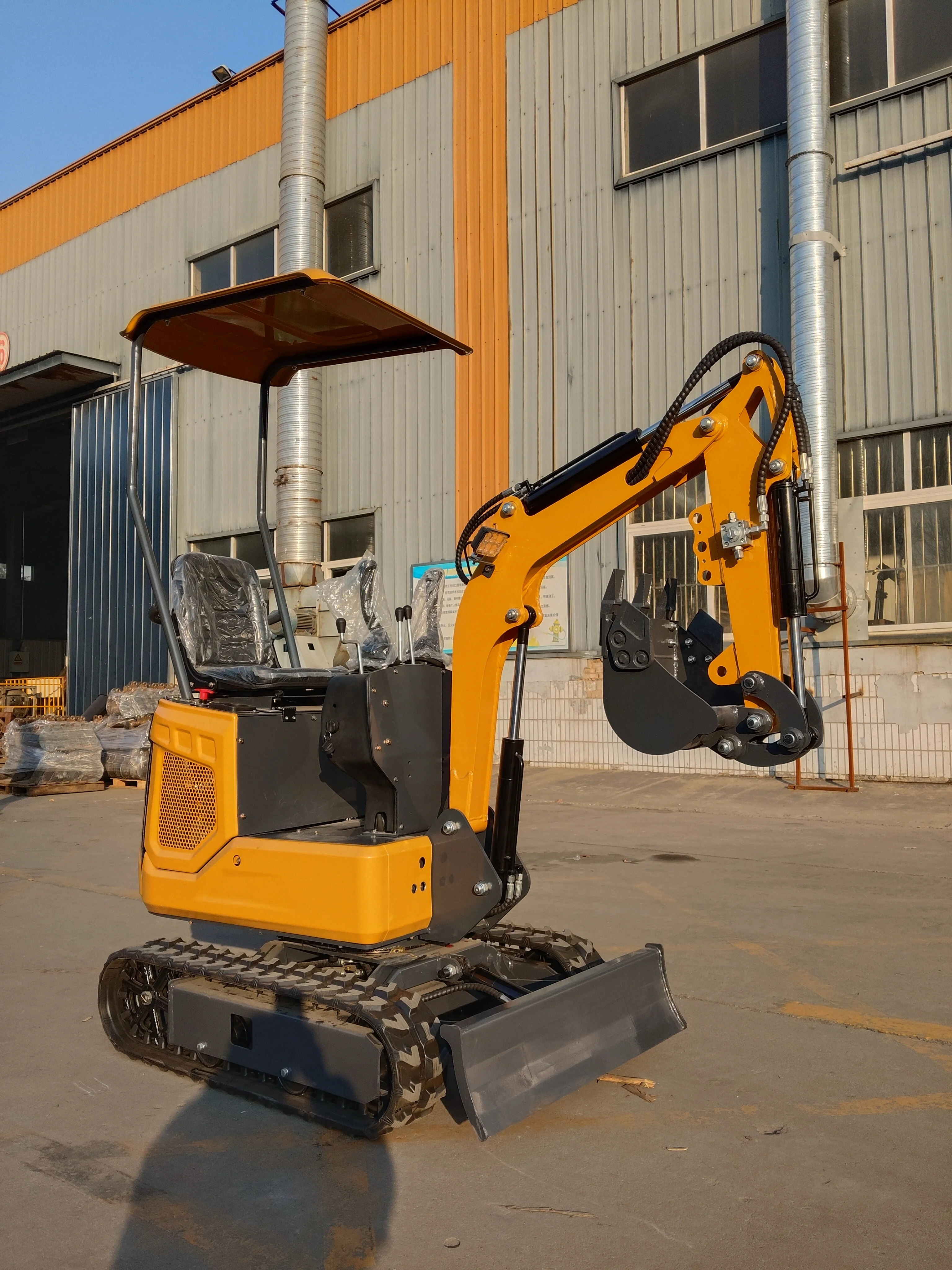 

Мини-экскаватор 0,8-1 тонна, малый экскаватор, мини-погрузчик, гусеничный мини-экскаватор, на заказ от производителя