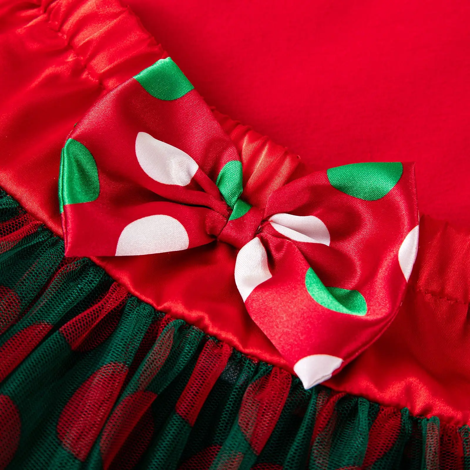 طقم ملابس عيد الميلاد مكون من 3 قطع للفتيات الرضع باللونين الأحمر والأخضر مع لمسات من الدانتيل الرقيق وتصميم بين الرجلين للفتيات الصغيرات #5