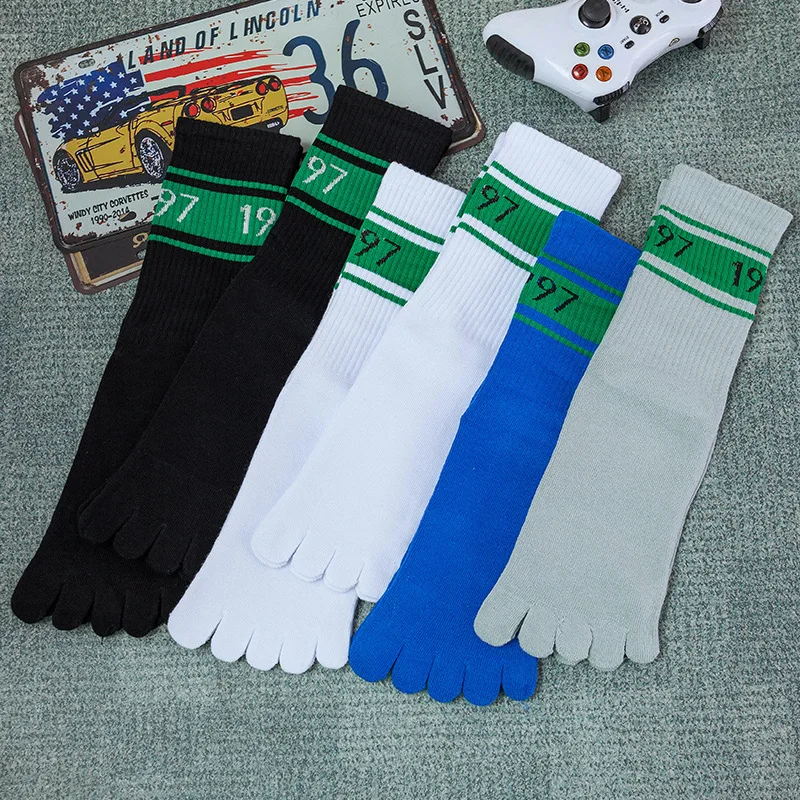 5 Pairs Thick Five Finger Socks Cotton Mid-Tube Elastic Outdoor Cycling Running Street Fashion Skateboard Sport Sock with Toes