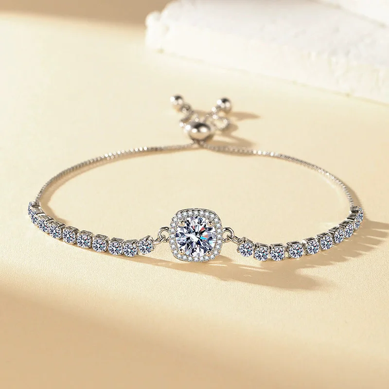 PT950 Simple and Fashionable Sparkling Diamond Hand Chain Ring Square Package Moissanite Pendant Women's Elegant Luxury Jewelry