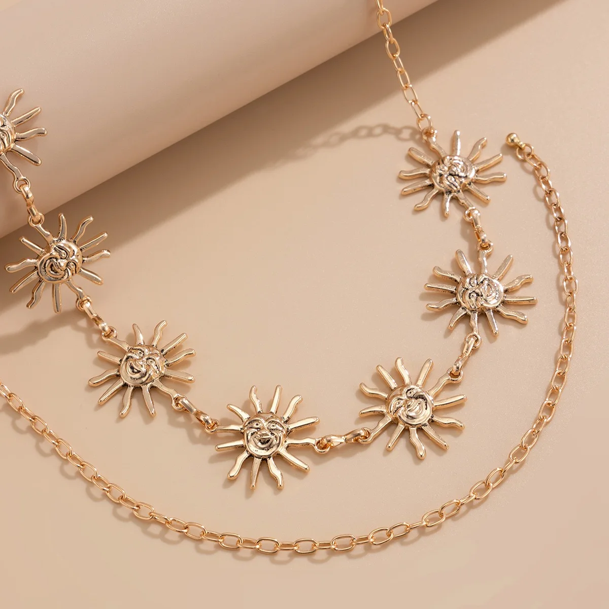 قطعة واحدة من سلسلة الجسم للخصر والبطن القابلة للتعديل على الطراز البوهيمي. مناسبة لارتداء الصيف النسائية بحزام بيكيني مثير،