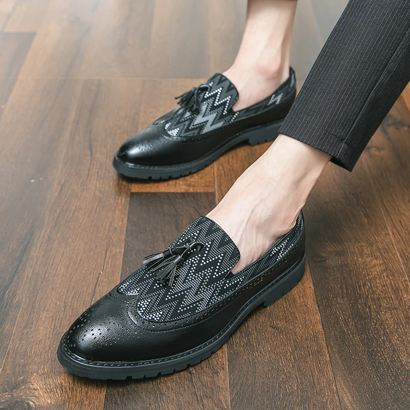 

Large size block carved cloth stitching leather shoes Color Solid Business Fashion Summer Style Shoes Leather Men'S Leisure