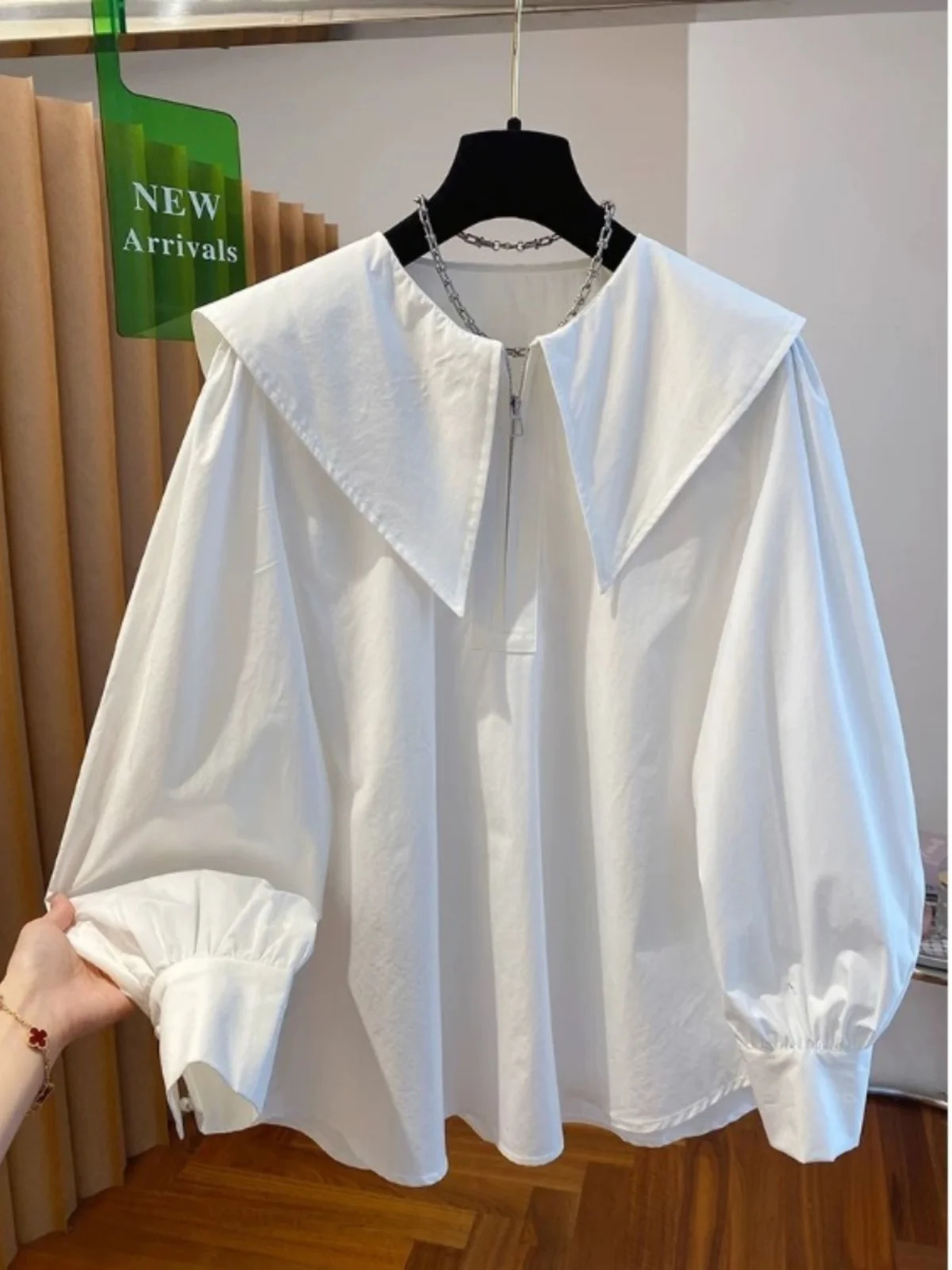 SuperAen koreański styl słodka koszula z kołnierzykiem Piotruś Pan 2025 wiosna nowe mody luźna na co dzień latarniowy rękaw białe topy