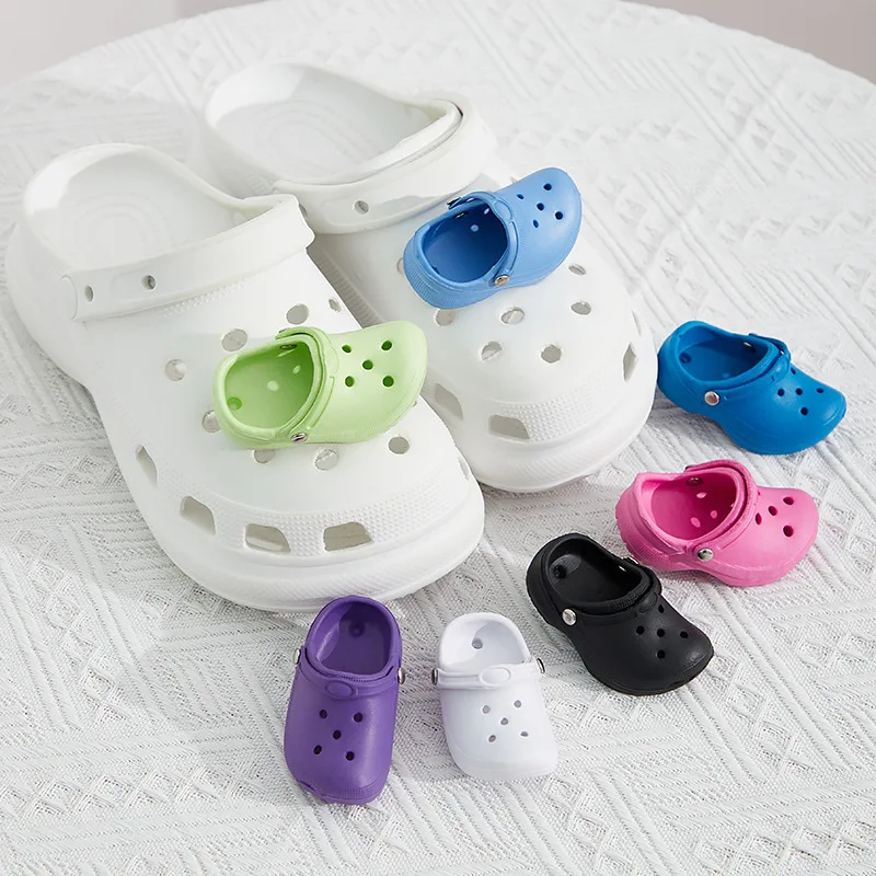 1 Pc Cute Funny Shoe Charms Pack for Women Men Boys Girls Teens, Decorative Charms for Clogs & Bubble Slides, Shoe Accessories