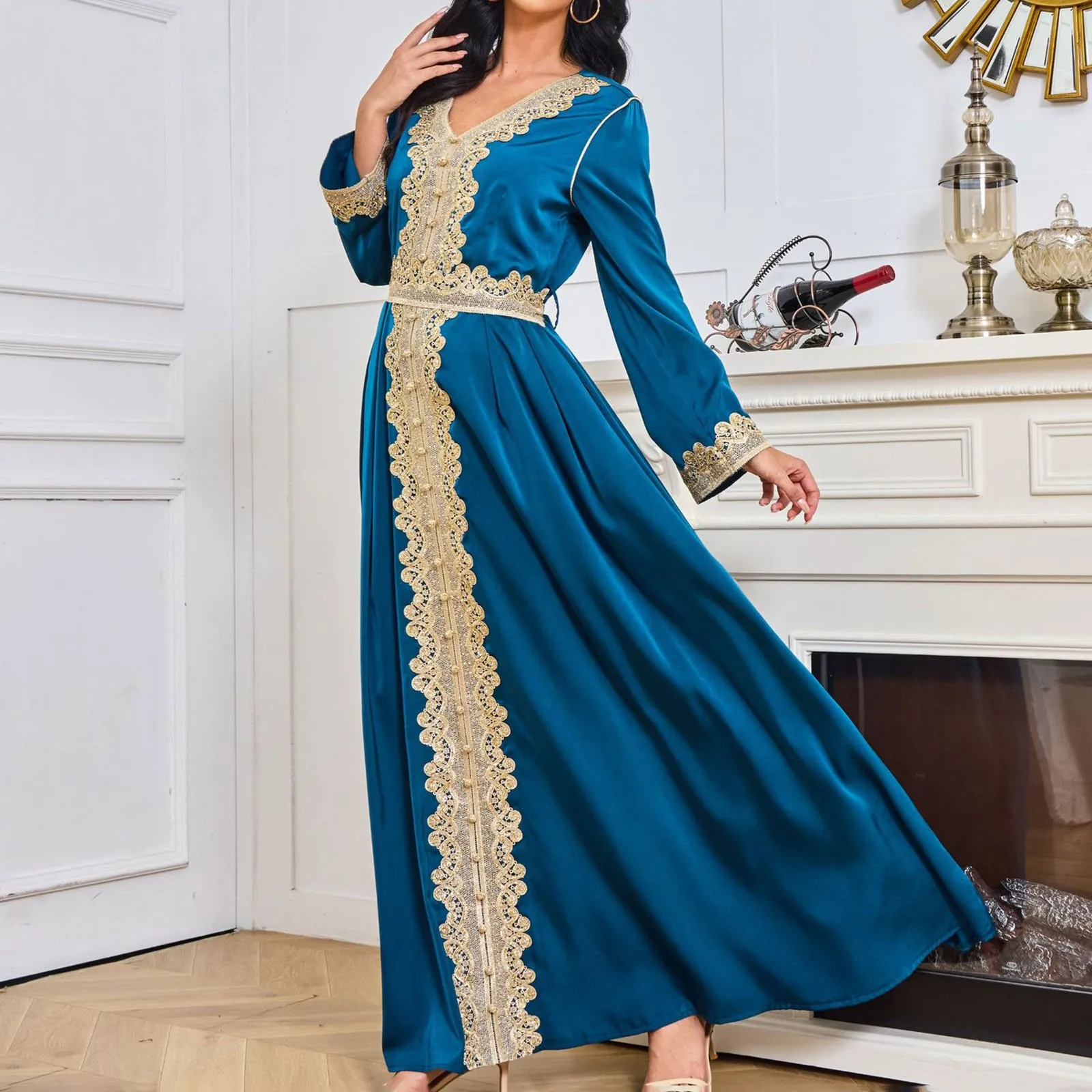 Kaftan Dresses Luxurious Beads Women Dubai Embroidery Elegant Long Sleeve Muslim Abaya Islam Turkey Jellaba Moroccan Long Dress