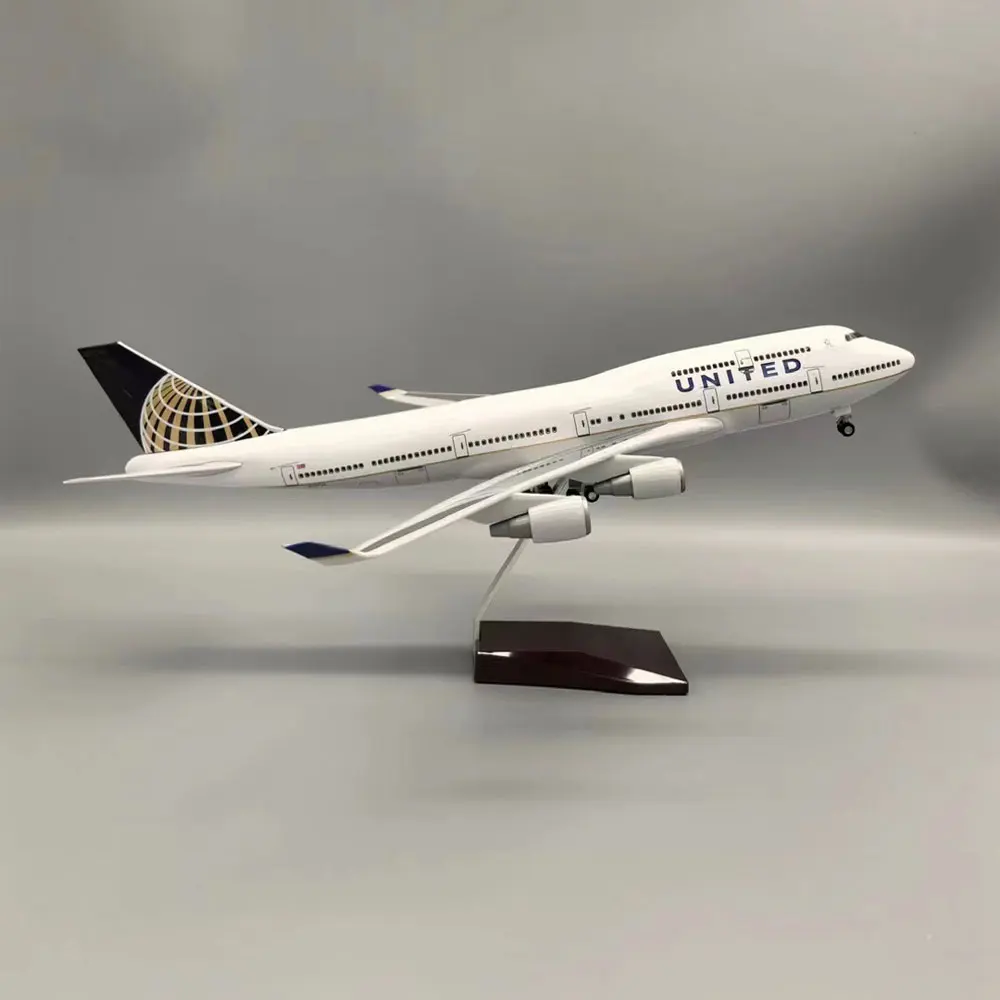 Diecast Resin Plane 1:150 B747 Aircraft Model Replica NEW UNITED B747 Airplane Scale Miniature Art Decoration Diecast Aviation C