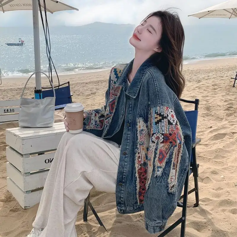 Hot 2026 Women Autumn Winter New Retro Printed Patchwork Denim Jacket Internet Famous Fashion Loose Casual Design Jacket Tops