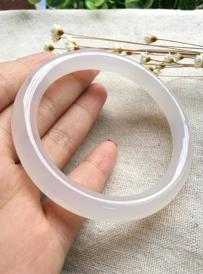Jewellery Accessories Brazilian Agate Bracelet Pure Natural Primary Fluorescent Color Ice White Chalcedony Round Bar Jade Bangle