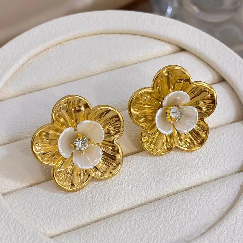 DODOHAO Classic White Acrylic Flower Stainless Steel Stud Earrings for Women Double-layer Golden Waterproof Earrings Jewelry New