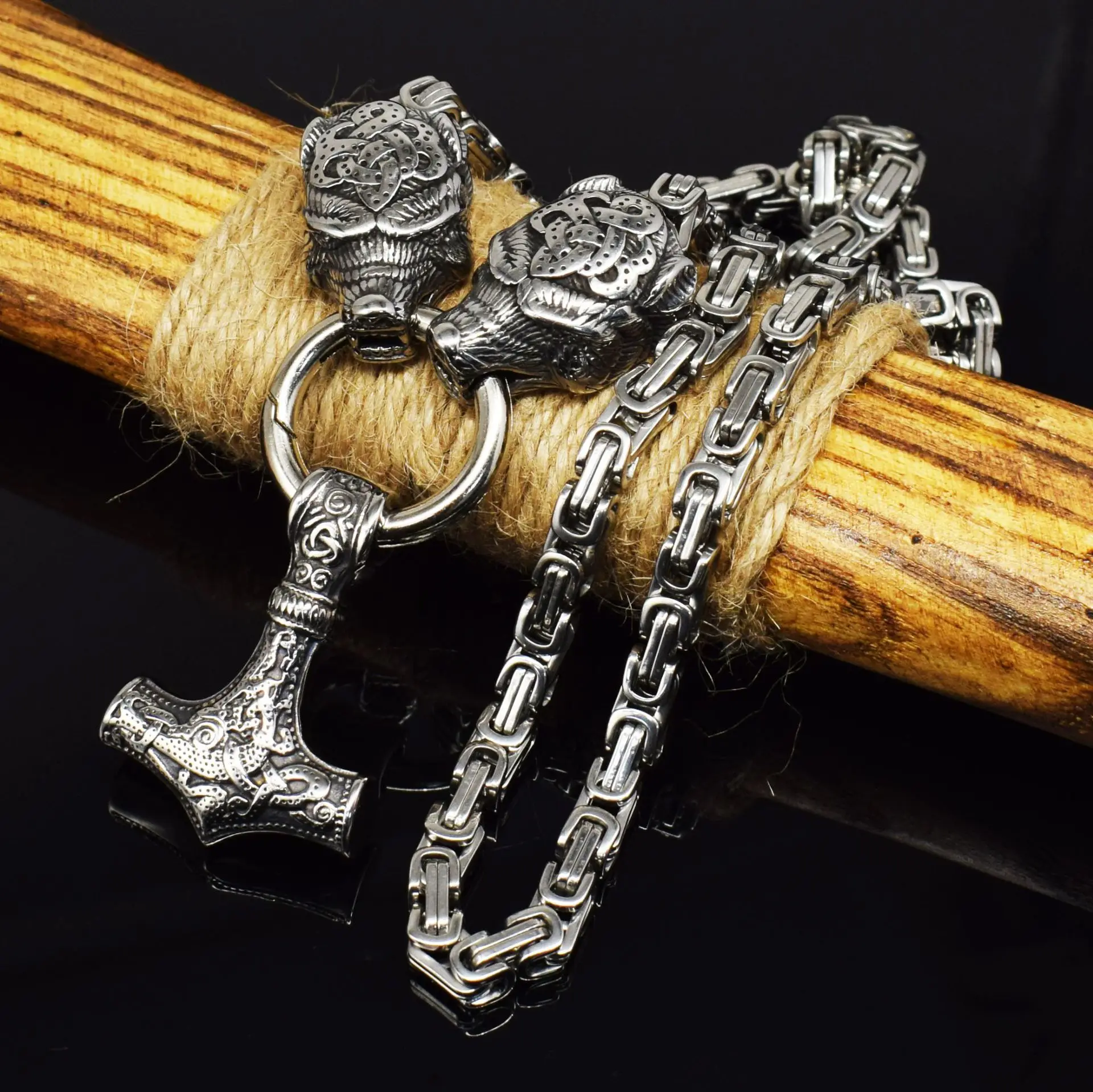 Nordic Viking Stainless Steel Bear Chain Head Thor Hammer Pendant Titanium Steel King Chain Wolf Head Necklace