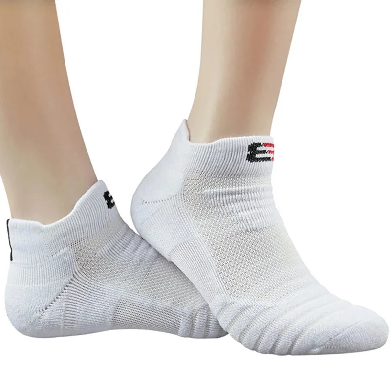 2 ペア/メンズ靴下エクストラビッグ Size45-48 実用的な綿男性スポーツプロフェッショナルランニングソックス通気性カジュアルアンクルソックス男性