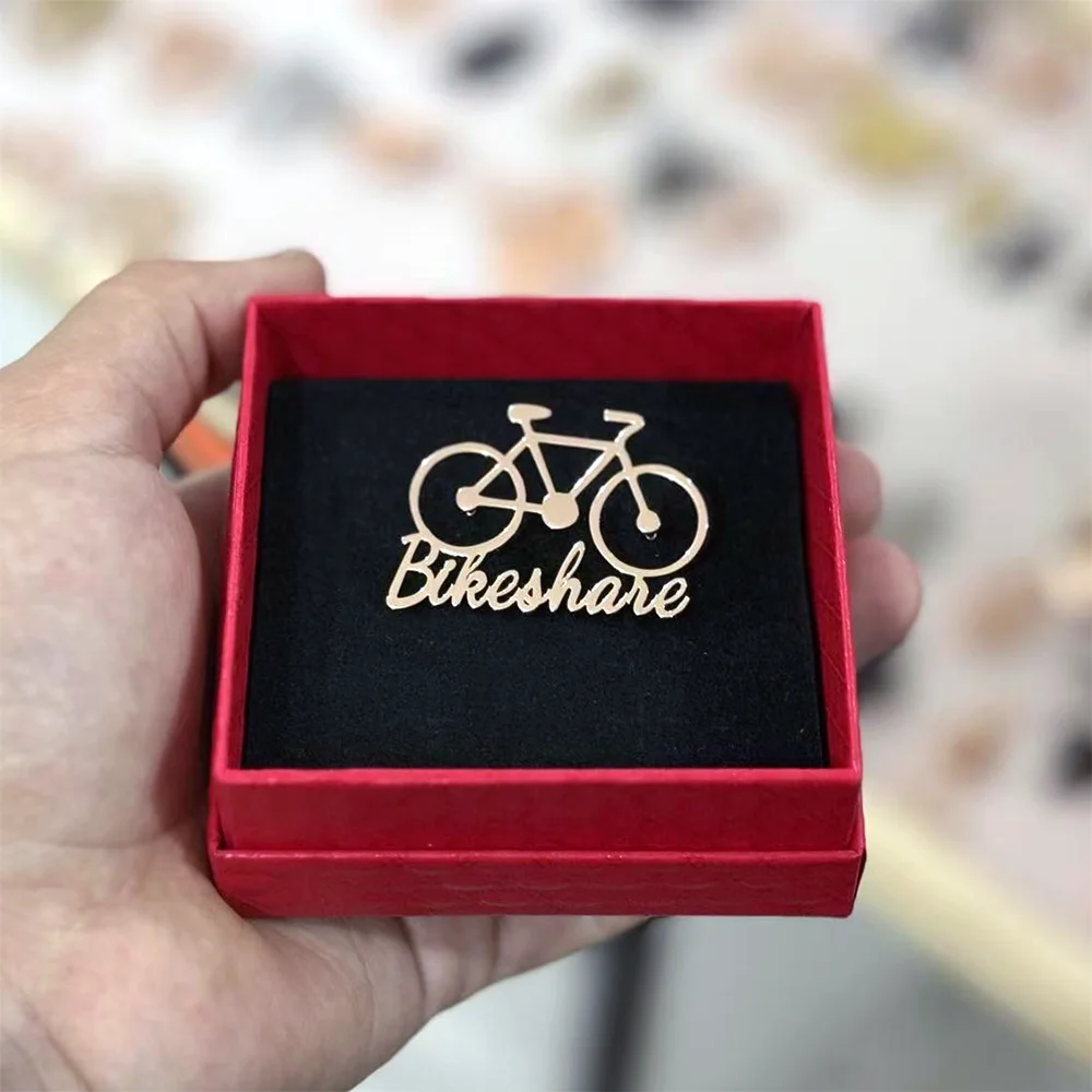 

Персонализированный значок-брошь в форме велосипеда с логотипом на заказ, из нержавеющей стали, золотистого цвета, для делового костюма, для продвижения бренда