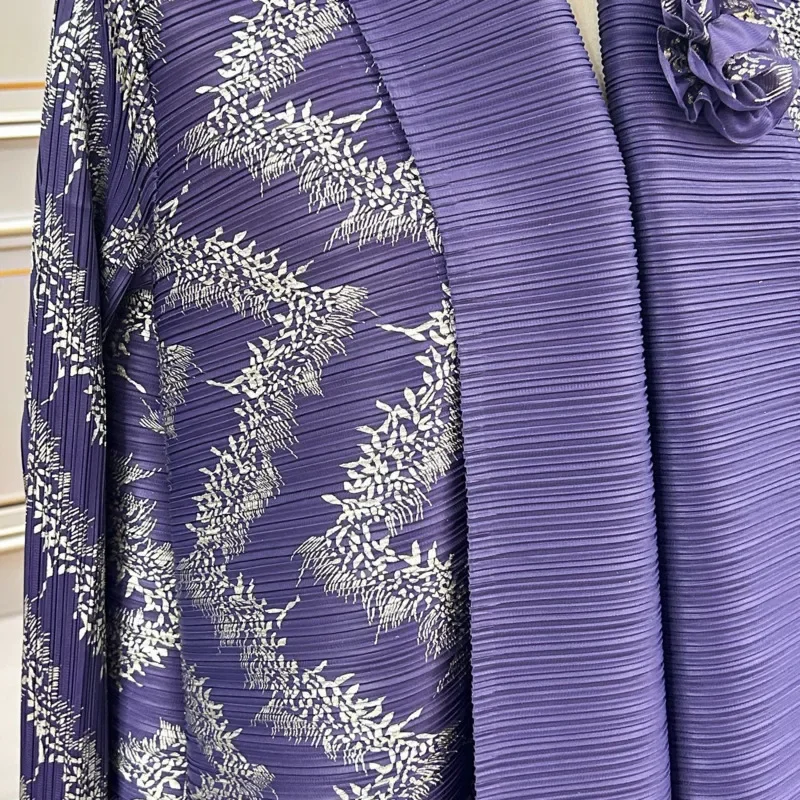 Miyake 2025 Summer New Chic Gold Foil Print Women's Pleated Trench Coat Elegant Loose Cardigan Robe New Casual French Clothing