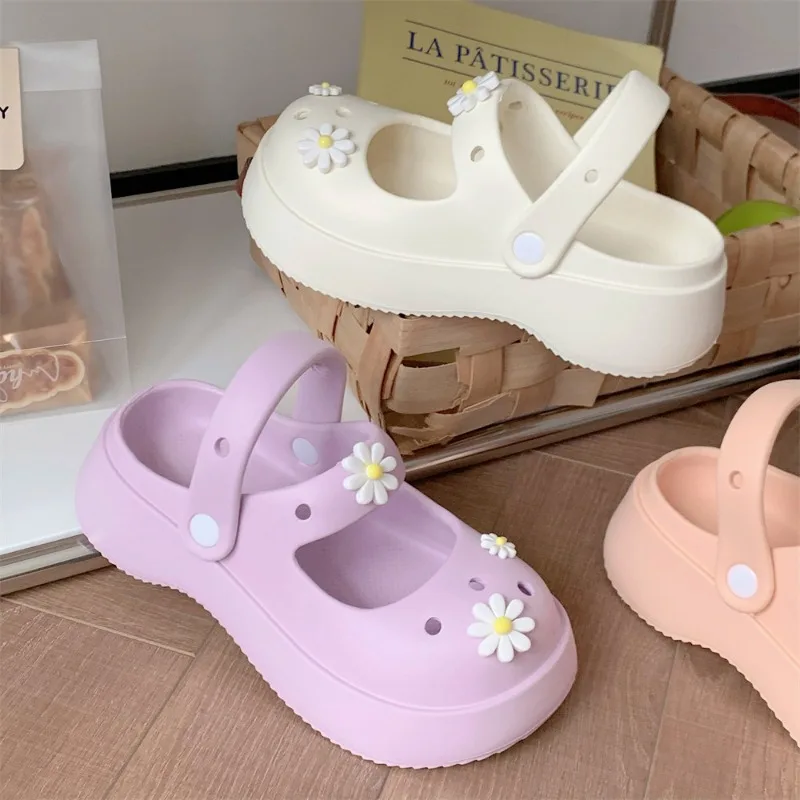 Accessories Garden Shoes Cute Little Flower Women's Thick Sole Anti Slip Slippers Comfortable Soft Sole Wearing Beach Slippers