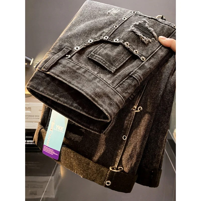 Loose straight leg ripped patch jeans men in autumn and winter 2025 new, stylish and stylish design, long pants