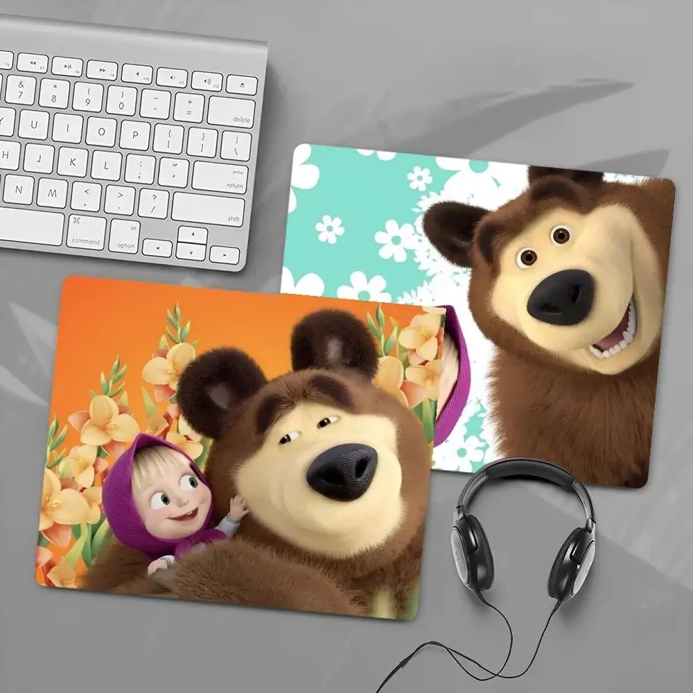 M-Masha و B-Bears عدم الانزلاق Lockedge سرعة نسخة لعبة الكمبيوتر لوحة المفاتيح طاولة مكتبية حصيرة أرخص كأس الحصير بساط للمكتب ديكور المنزل #2