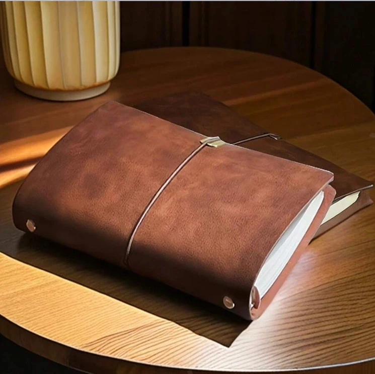Hardcover Faux Leather Vintage A6 Binder Notebook, Featuring a Highly Personalized Soft Faux Leather Cover with a Unique Band Design, Perfect for Leaders, Business Office Settings, Recording Memorable Travel Experiences, and a Must-Have for College Life This Is the Perfect Gift for Back-To-School Season, Christmas, Valentine's Day, Holiday Gifts, Surprise Gifts for Wife, Family, Brothers, Friends, New Year Gifts, Birthday Gifts.